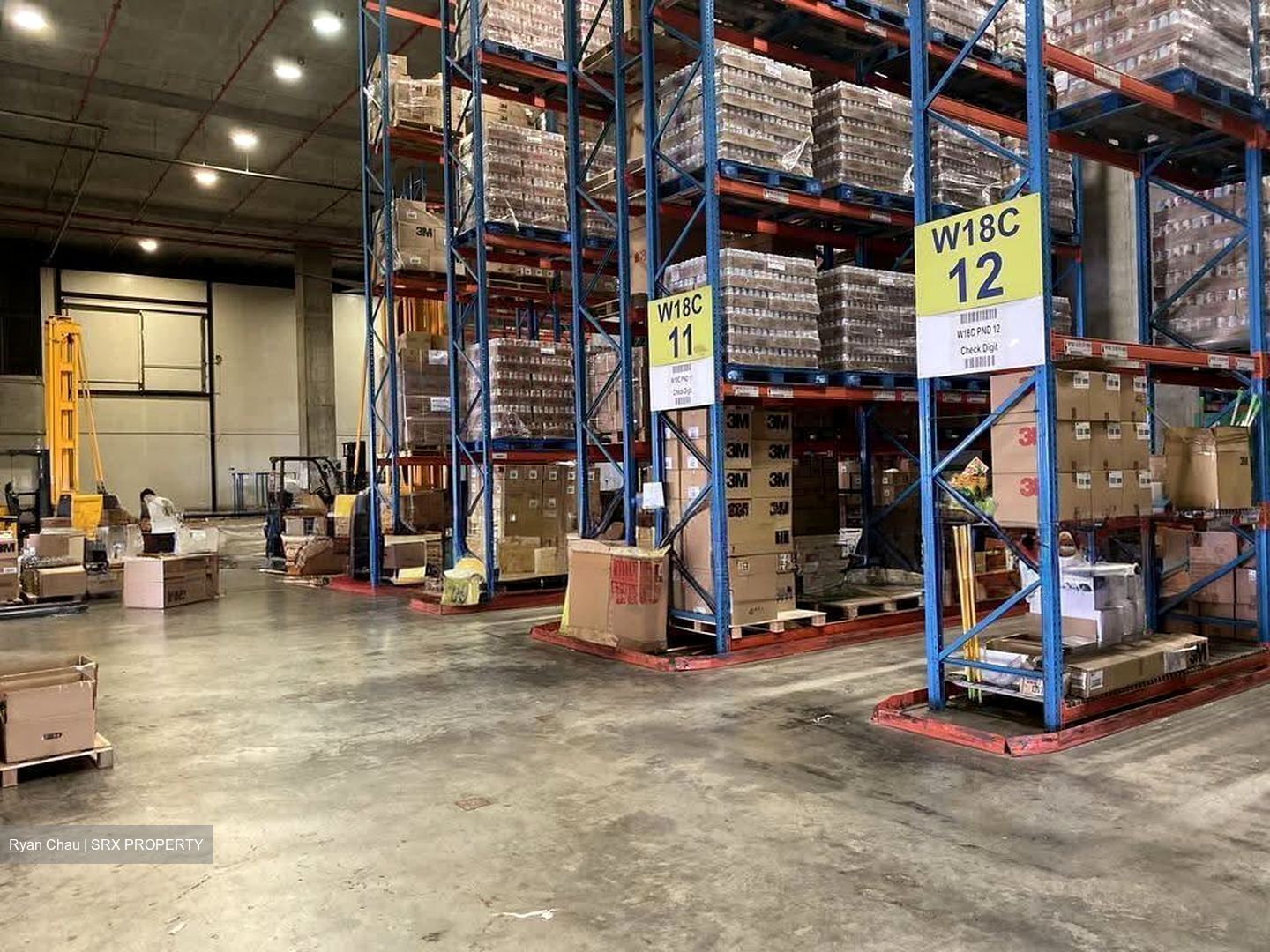 Buroh Lane (D22), Warehouse #627049411